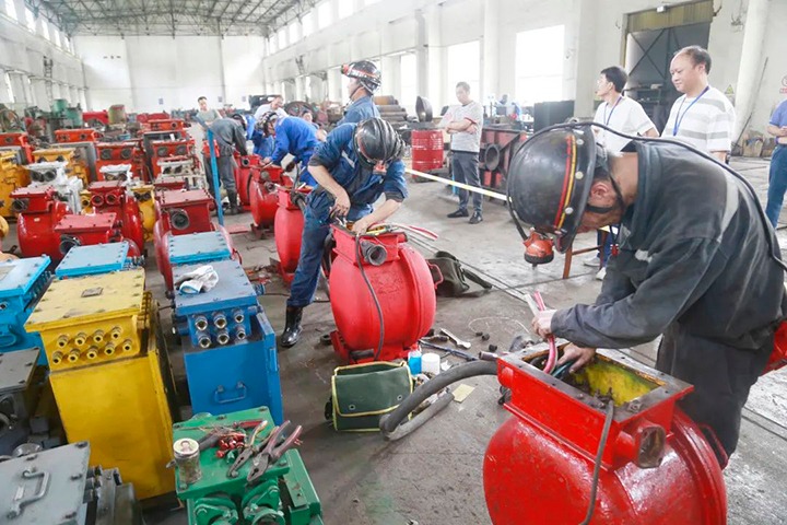 威信煤炭发展电缆接线、钢管焊接技术交锋活动