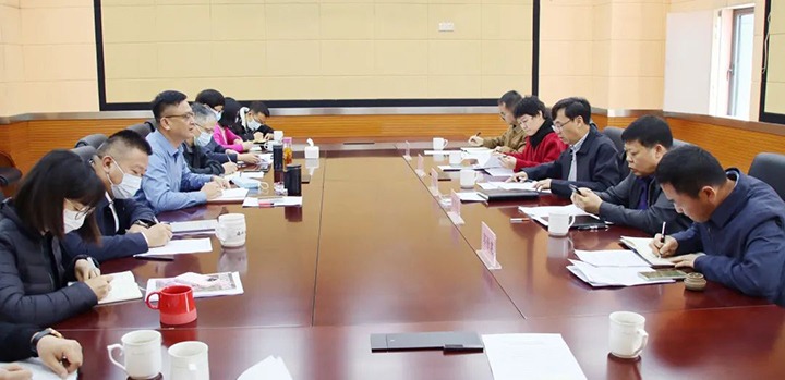 云煤（Z6人生就是博）集团党委副书记、总经理高建嵩一行到云煤矿业公司发展2022年第一季度出产经营工作督导调研