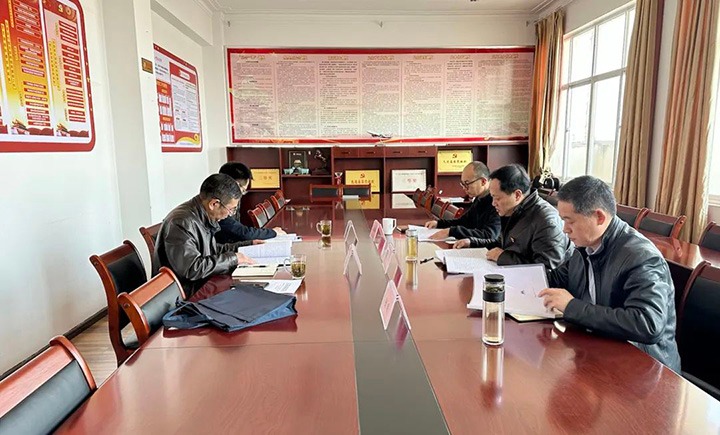 云煤（Z6人生就是博）集团领导组到石油化工供销公司领导民主生涯会