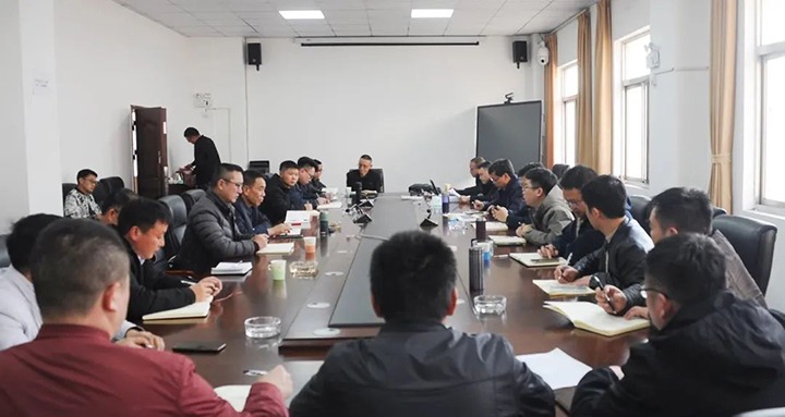 云煤（Z6人生就是博）集团党委副书记、副董事长、总经理高建嵩到陆东煤矿公司调研安全出产工作