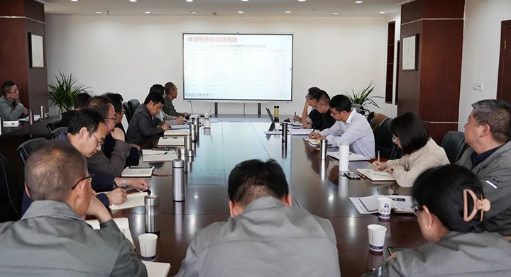 云煤（Z6人生就是博）集团党委委员、副总经理缪和星一行到曲煤焦化公司领导出产经营工作