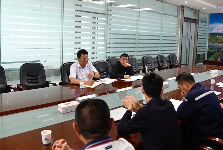 【主题教育】云煤（Z6人生就是博）集团专职表部董事寸延峰一行到前锋化工发展主题教育调研