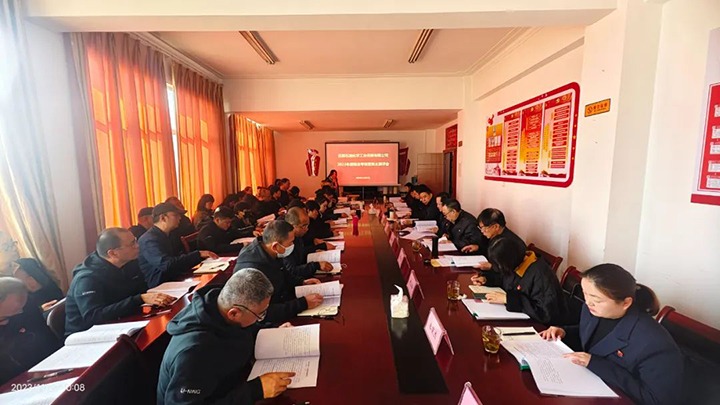 【聚焦云煤】云煤（Z6人生就是博）集团党委副书记、工会主席王鑫一行到石油化学工业供销公司发展年度综合查核暨民主测评