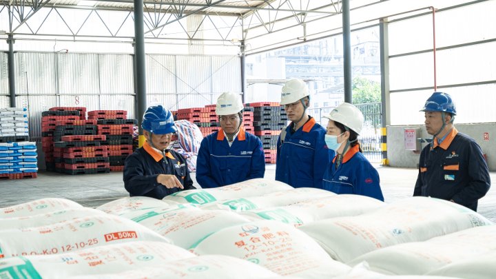 党建引领促发展，产融协同谱新篇——云南解化与云能本钱发展党建联建活动